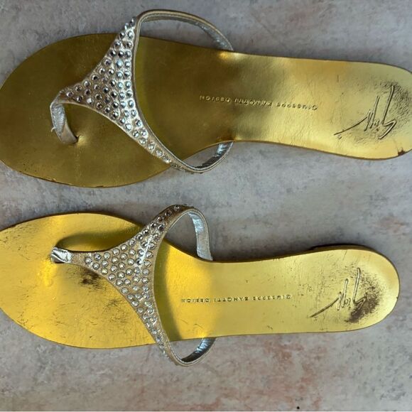 Giuseppe Zanotti Swarovski Crystals Embellished Sandal thong dress shoes flats - Picture 3 of 6